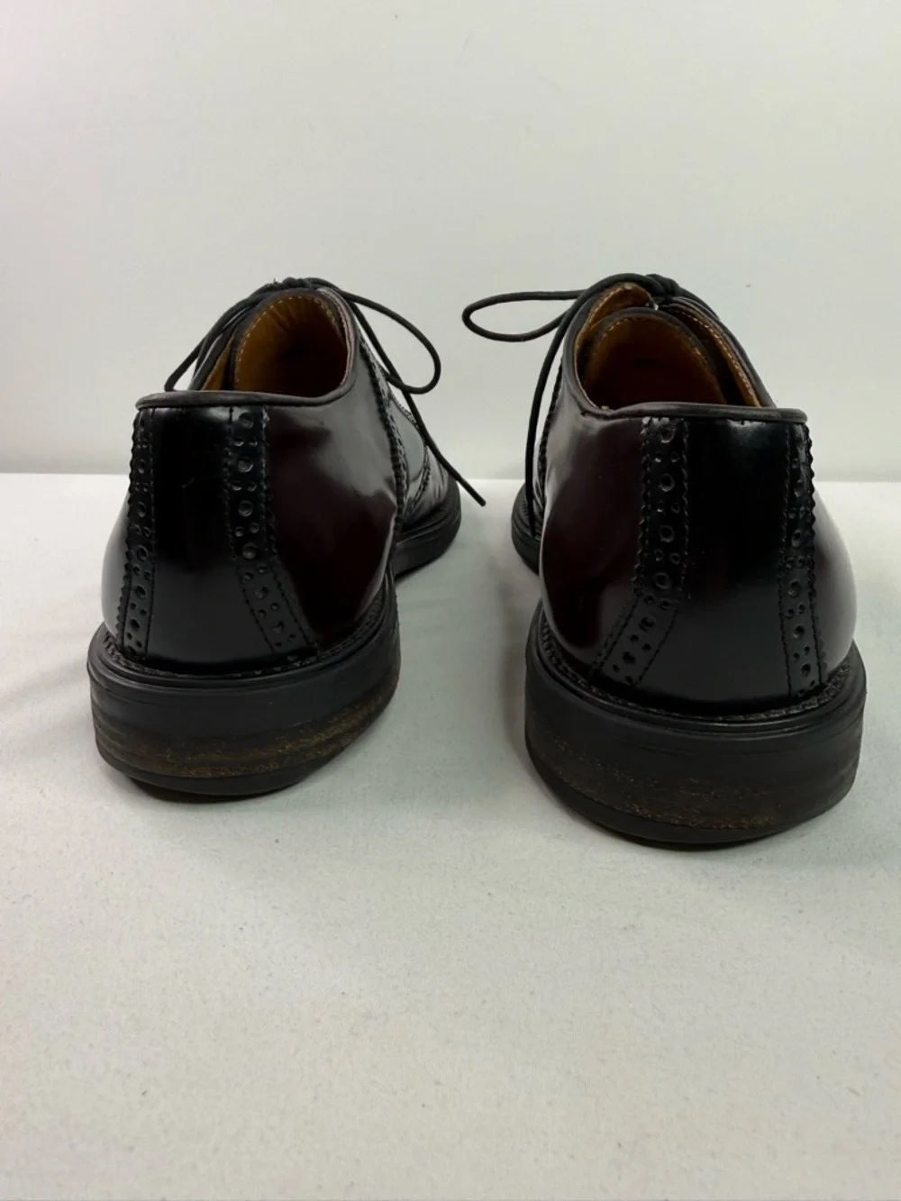 Bostonian Strada Two-Tone Burgundy and Black Leather Dress Oxfords Size 8.5